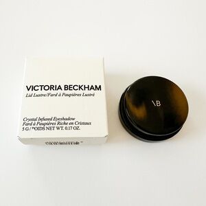 Victoria Beckham Lid Lustre eyeshadow in Tea Rose